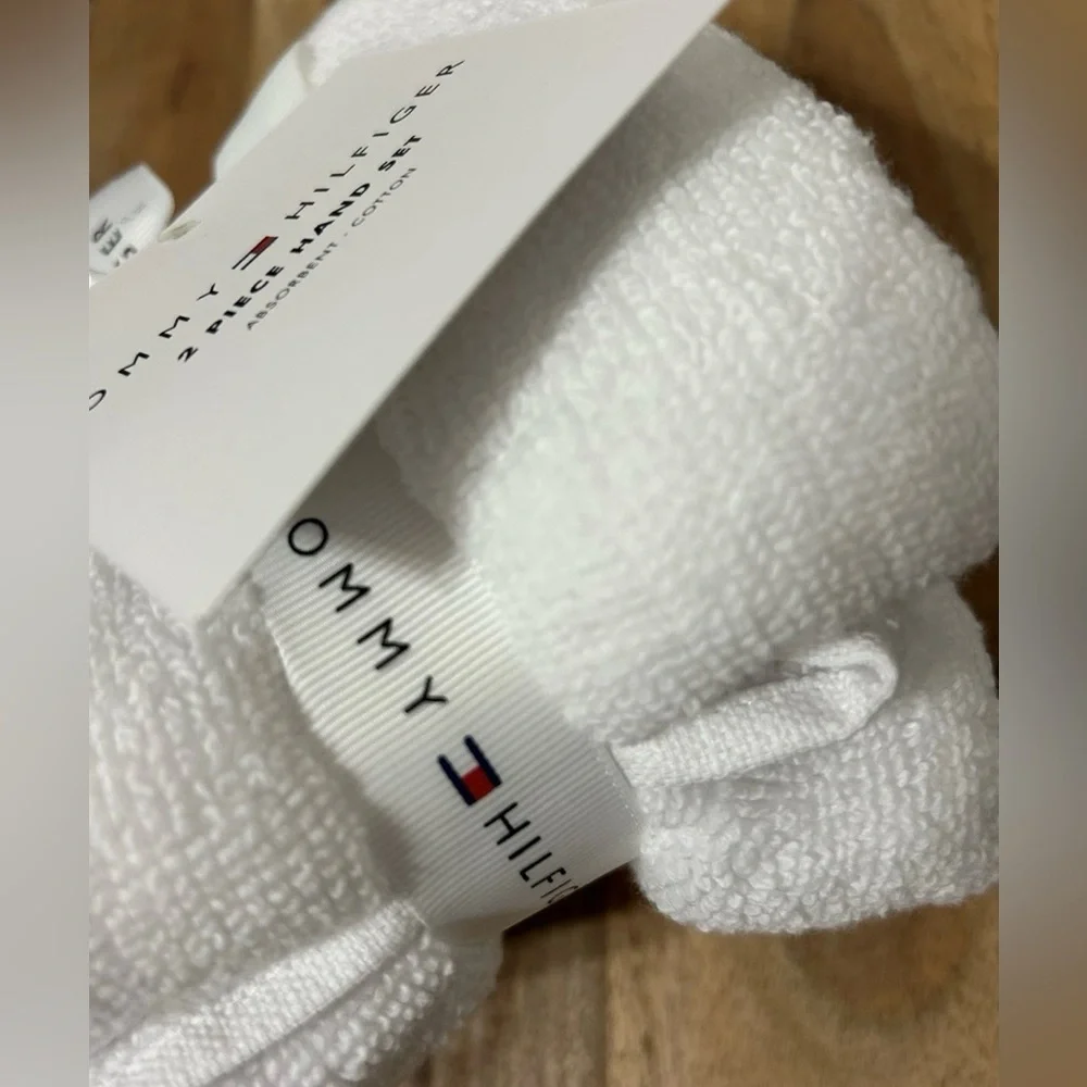 Tommy Hilfiger Set of 2 Solid White Hand Towels Cotton 16”X30” NEW